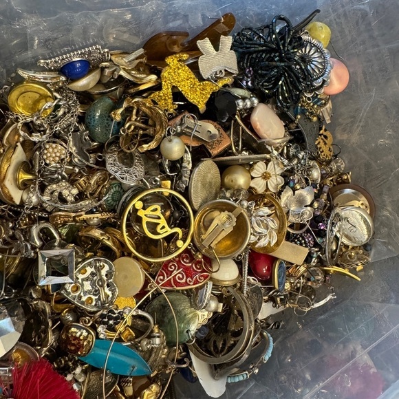 ⚜️ 5 LBs vintage mod retro gold & silver jewelry lot~ CURATED 2 YOUR STYLE ⚜️ - Picture 6 of 9